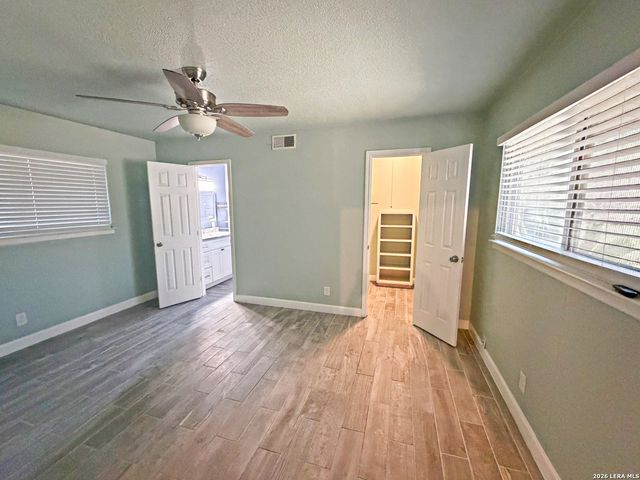 4230 Havenview, San Antonio, TX 78228