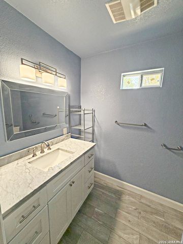 4230 Havenview, San Antonio, TX 78228