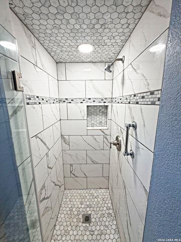 4230 Havenview, San Antonio, TX 78228