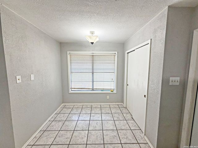 4230 Havenview, San Antonio, TX 78228