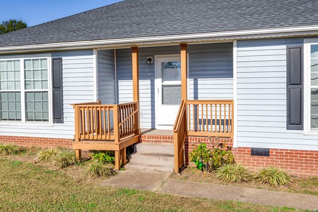 113 Hollywood Hills Dr, Columbia, TN 38401