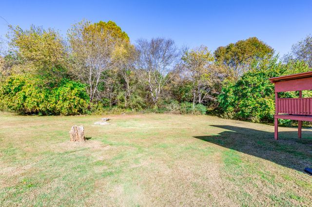 113 Hollywood Hills Dr, Columbia, TN 38401