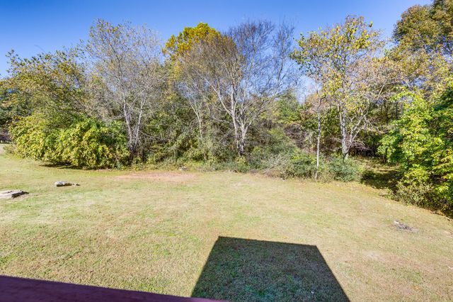 113 Hollywood Hills Dr, Columbia, TN 38401