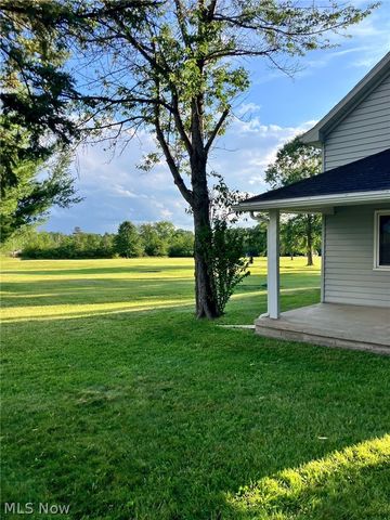 1517 W Garfield Road, Columbiana, OH 44408