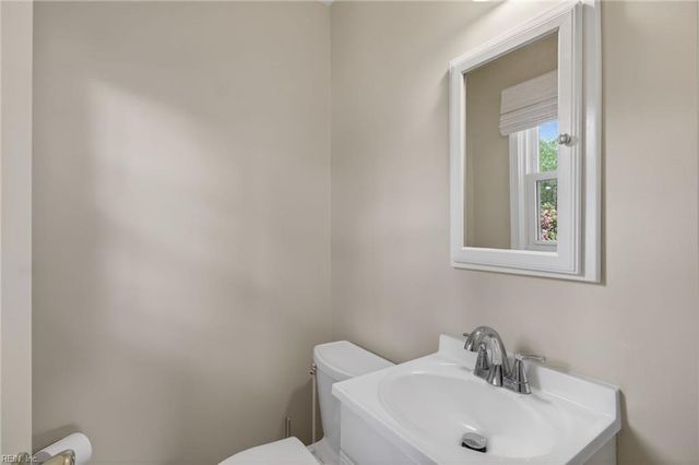 133 Mann DR, Chesapeake, VA 23322