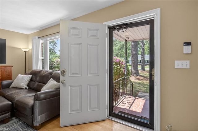 133 Mann DR, Chesapeake, VA 23322