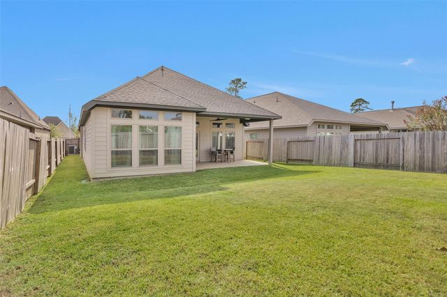 549 Cedar Harbor Court, Conroe, TX 77304