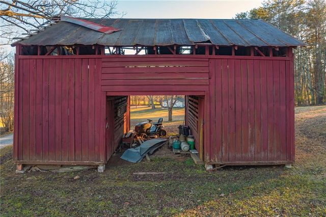 873 Long Road, Ball Ground, GA 30107
