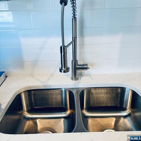 95 Regency Park 95, Ramsey, NJ 07446