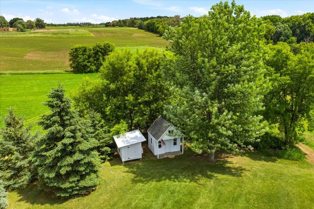 5721 94th Avenue N, Loretto, MN 55357