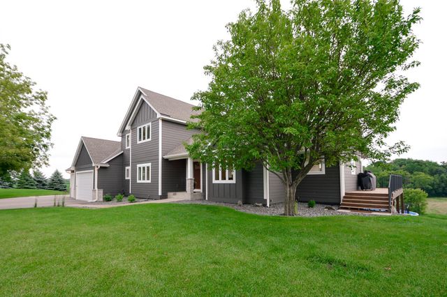 5721 94th Avenue N, Loretto, MN 55357