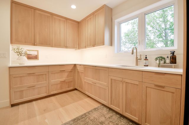 5721 94th Avenue N, Loretto, MN 55357