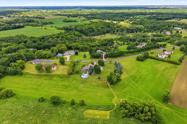 5721 94th Avenue N, Loretto, MN 55357