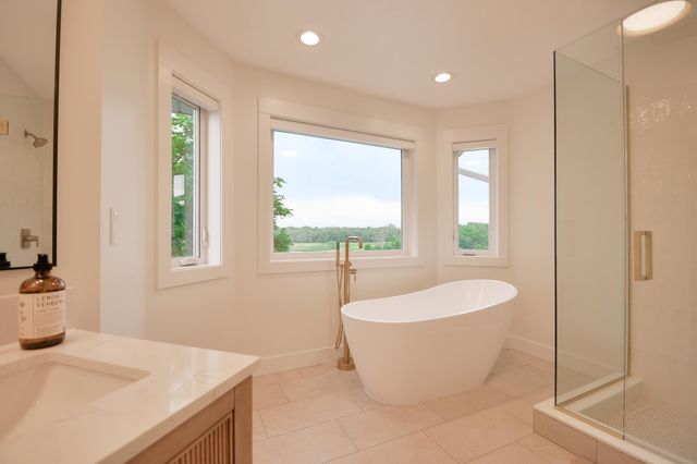 5721 94th Avenue N, Loretto, MN 55357