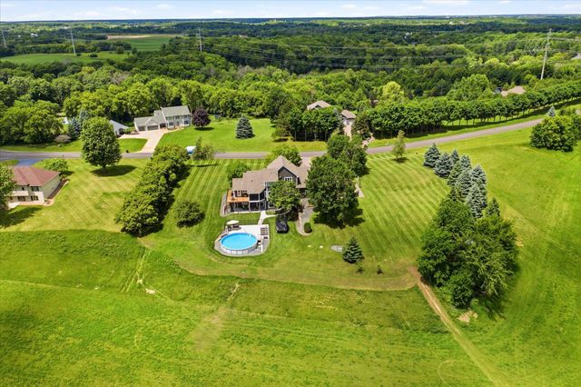 5721 94th Avenue N, Loretto, MN 55357