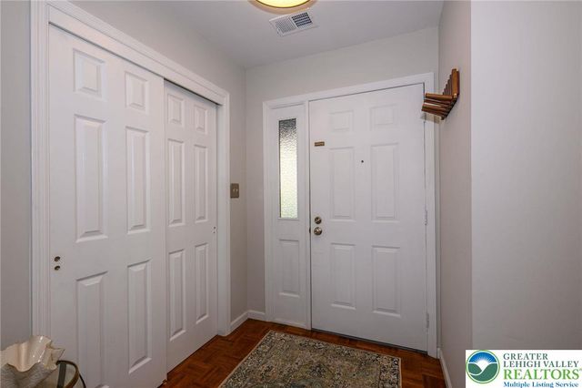 104 Brynwood Drive, Easton, PA 18045