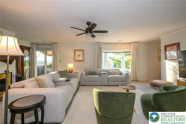 104 Brynwood Drive, Easton, PA 18045