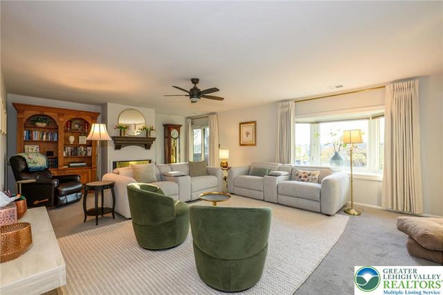 104 Brynwood Drive, Easton, PA 18045
