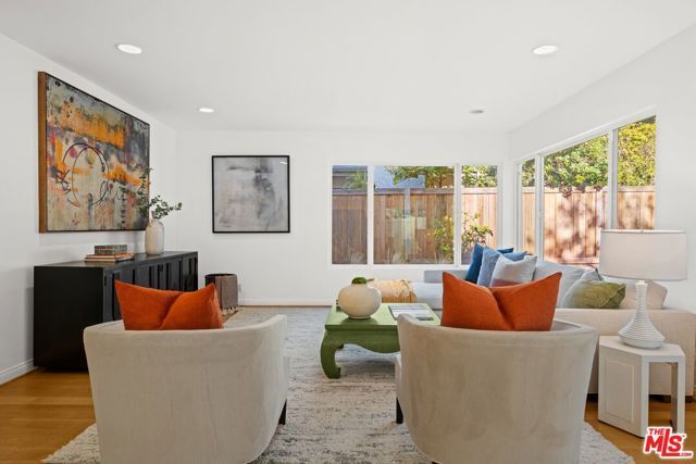 1424 Avenida De Cortez, Pacific Palisades (los Angeles), CA 90272