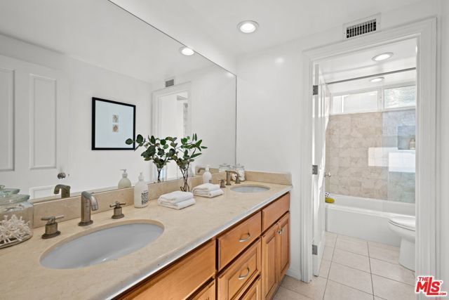 1424 Avenida De Cortez, Pacific Palisades (los Angeles), CA 90272