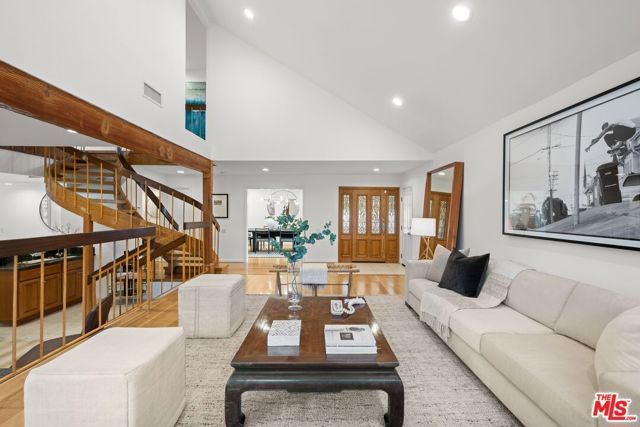 1424 Avenida De Cortez, Pacific Palisades (los Angeles), CA 90272