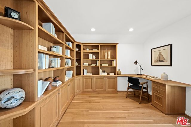 1424 Avenida De Cortez, Pacific Palisades (los Angeles), CA 90272