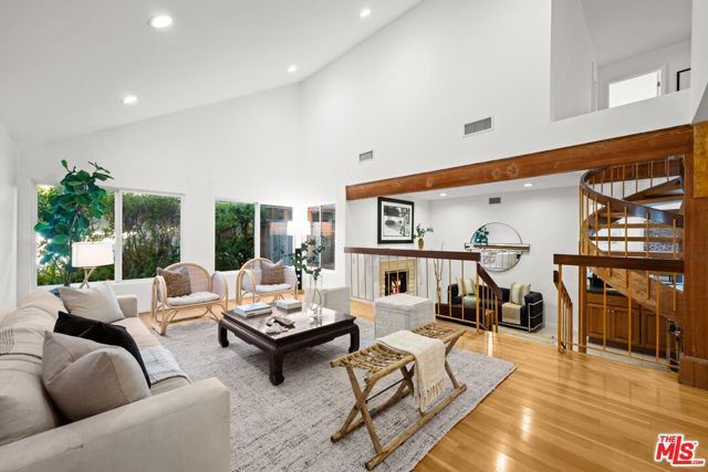1424 Avenida De Cortez, Pacific Palisades (los Angeles), CA 90272