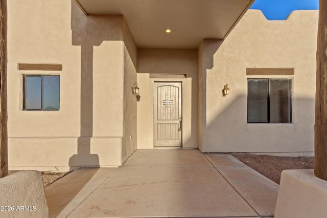 5580 E 10TH Avenue, Apache Junction, AZ 85119