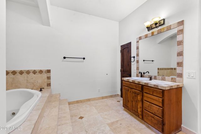 5580 E 10TH Avenue, Apache Junction, AZ 85119