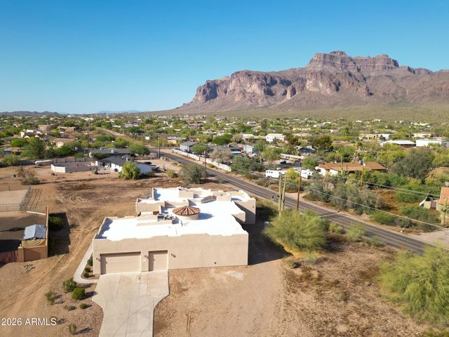 5580 E 10TH Avenue, Apache Junction, AZ 85119