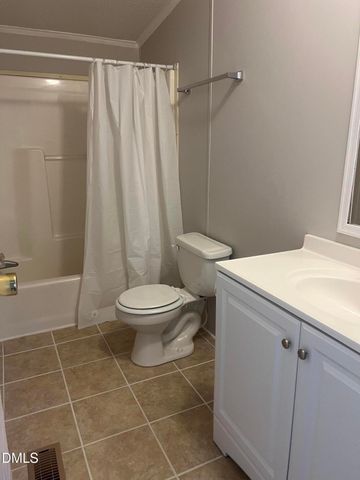 121 Ash Street, Coats, NC 27521