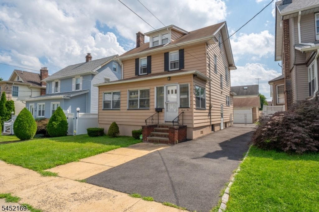 710 Bailey Ave, Elizabeth City, NJ 07208 — exterior