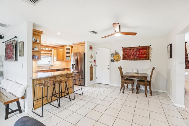 8083 BAYHAVEN DRIVE, Seminole, FL 33776