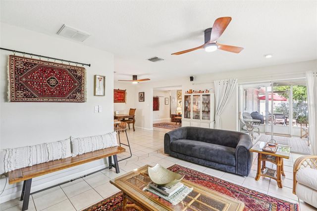8083 BAYHAVEN DRIVE, Seminole, FL 33776