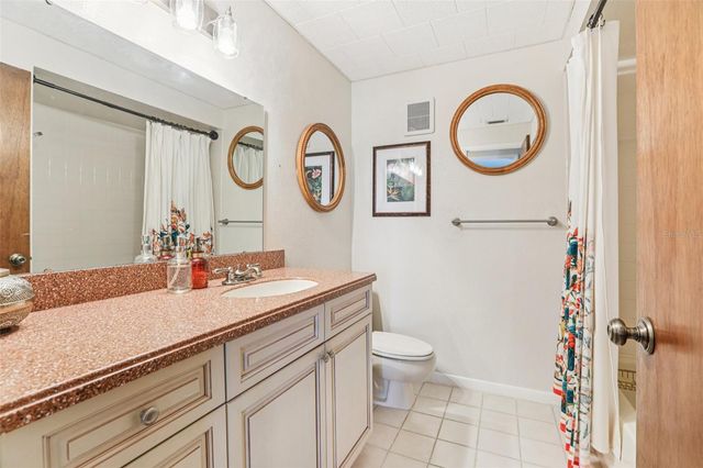 8083 BAYHAVEN DRIVE, Seminole, FL 33776