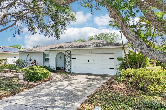 8083 BAYHAVEN DRIVE, Seminole, FL 33776