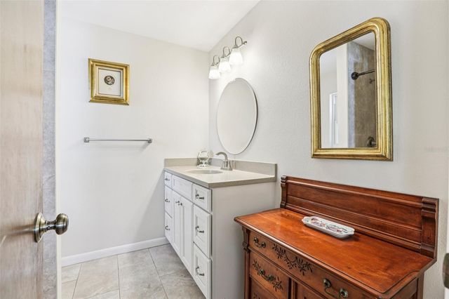 8083 BAYHAVEN DRIVE, Seminole, FL 33776