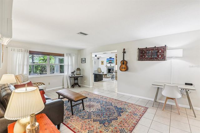 8083 BAYHAVEN DRIVE, Seminole, FL 33776