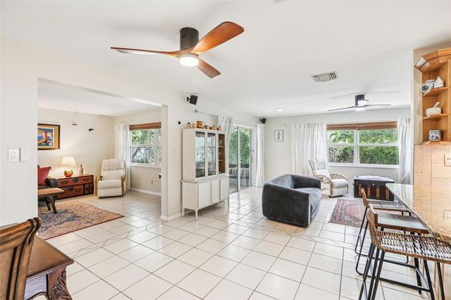8083 BAYHAVEN DRIVE, Seminole, FL 33776