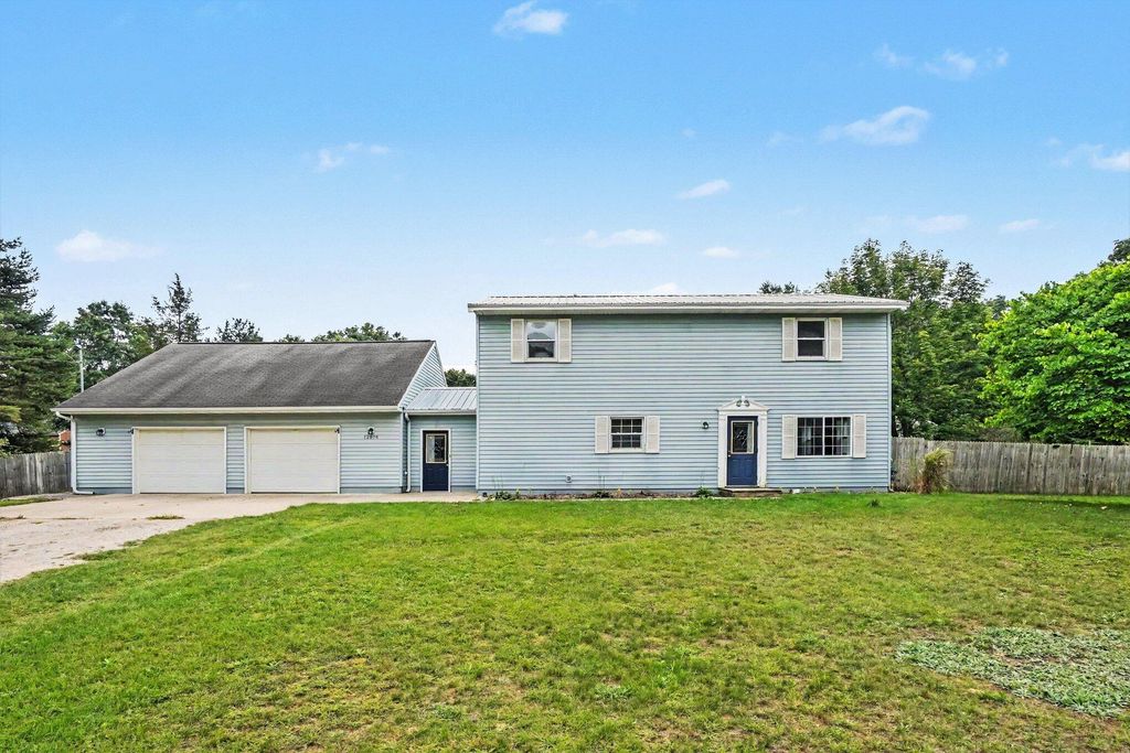 12876 Ferris Street, Robinson Twp, MI 49417