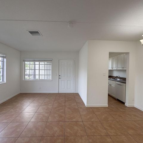 1671 NE 33rd Street 1, Pompano Beach, FL 33064