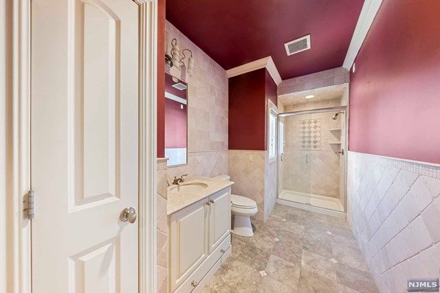 99 West Hill Road, Woodcliff Lake, NJ 07677