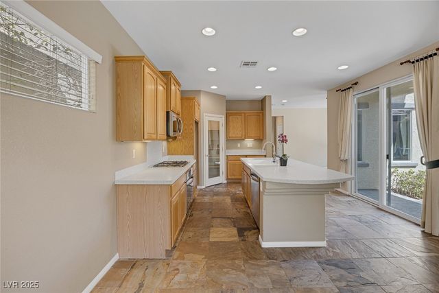 10451 Howling Coyote Avenue, Las Vegas, NV 89135