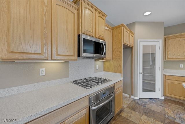 10451 Howling Coyote Avenue, Las Vegas, NV 89135