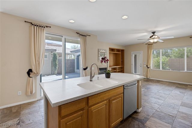 10451 Howling Coyote Avenue, Las Vegas, NV 89135