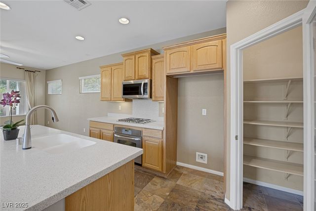 10451 Howling Coyote Avenue, Las Vegas, NV 89135