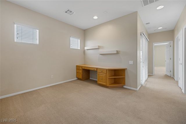 10451 Howling Coyote Avenue, Las Vegas, NV 89135