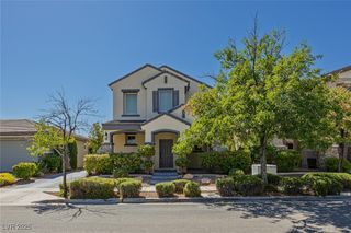 10451 Howling Coyote Avenue, Las Vegas, NV 89135