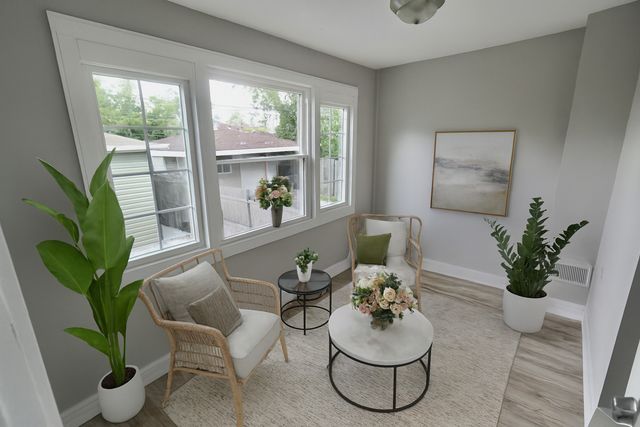 8734 S Honore Street, Chicago, IL 60620