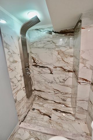 8734 S Honore Street, Chicago, IL 60620